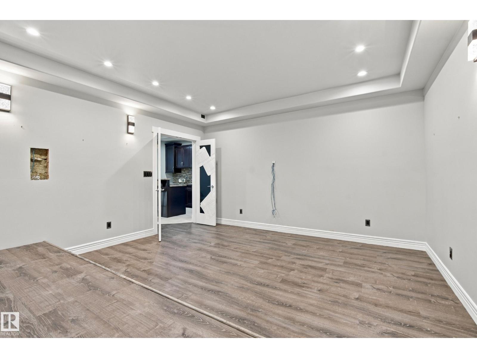 93 NOTTINGHAM POINT