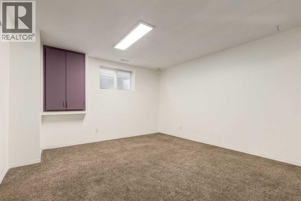87 Royal Elm Way Nw, Calgary, Alberta  T3G 5M3 - Photo 21 - A2346739