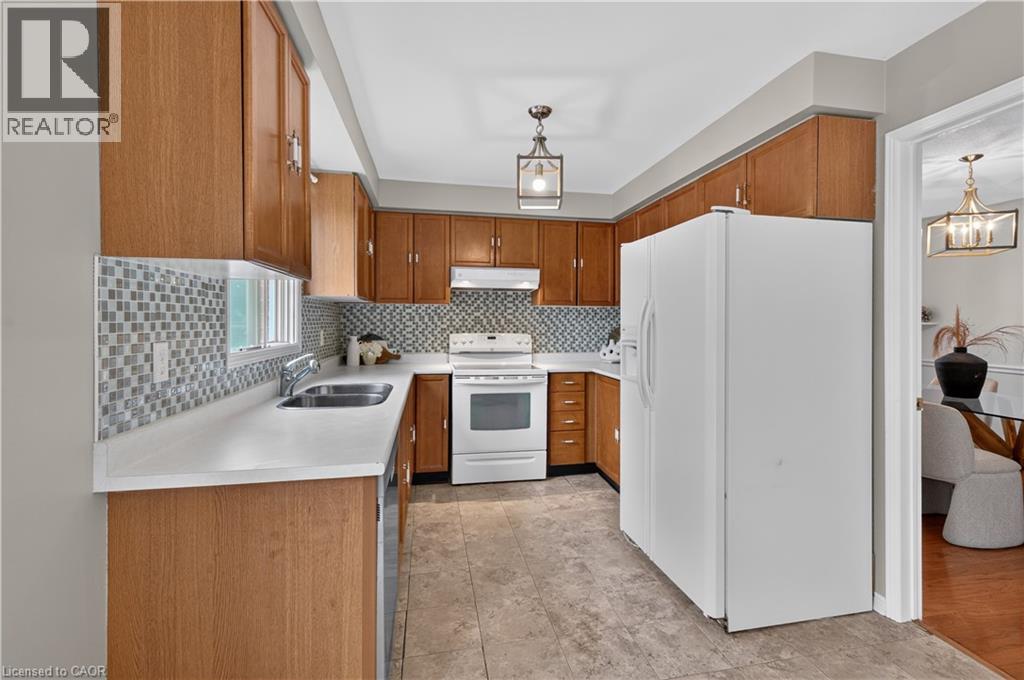 3222 Wentworth Street, Burlington, Ontario  L7M 2N4 - Photo 14 - 40861868