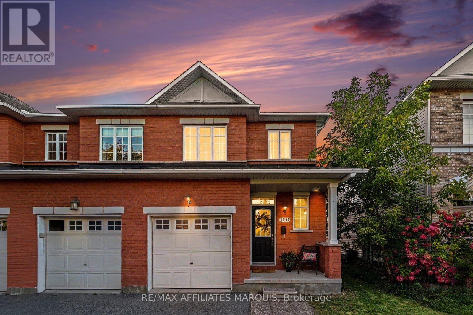 160 DEERCROFT AVENUE, Ottawa, Ontario