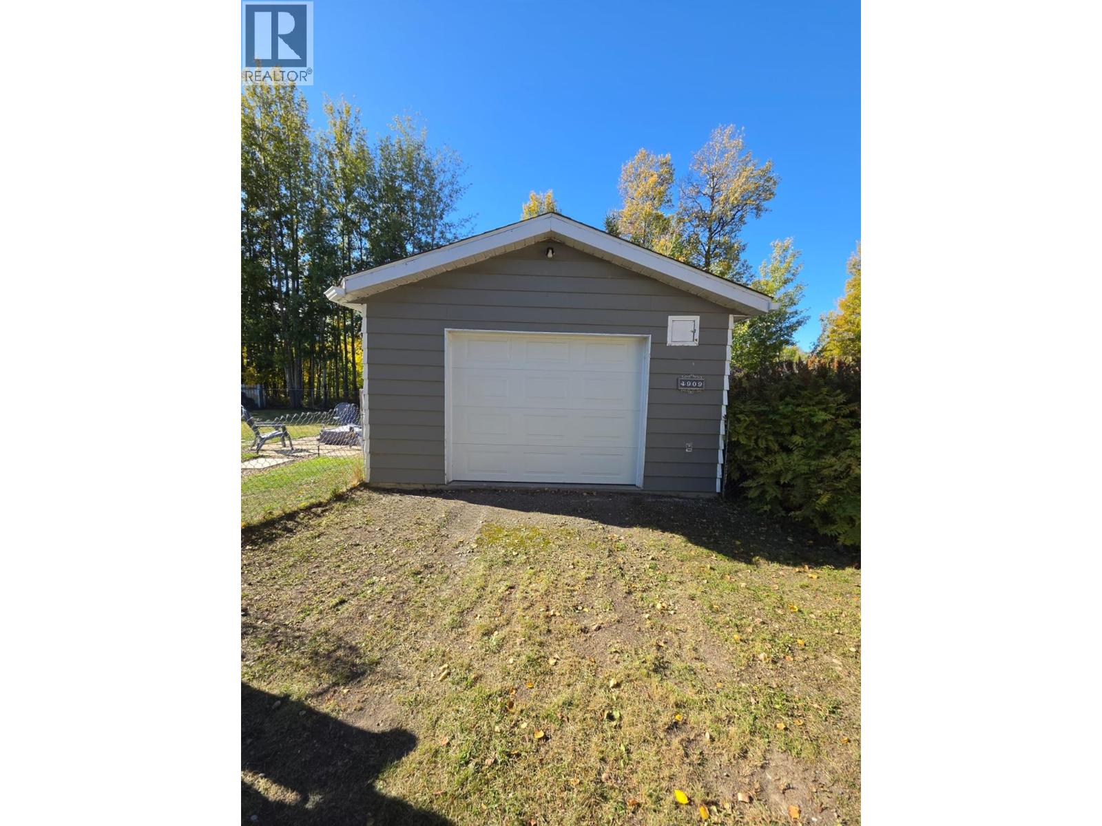 4909 45 Street NE, Chetwynd, British Columbia  V0C 1J0 - Photo 60 - 10401739