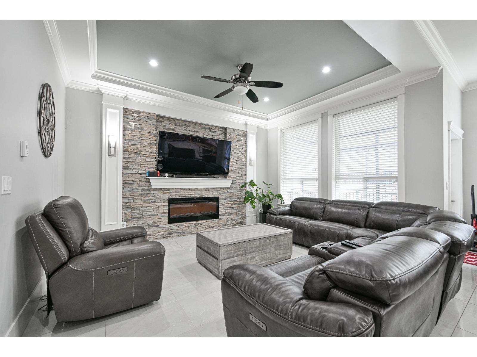 5916 139 Street, Surrey, British Columbia V3X 0G6 - Photo 12 - R3169194