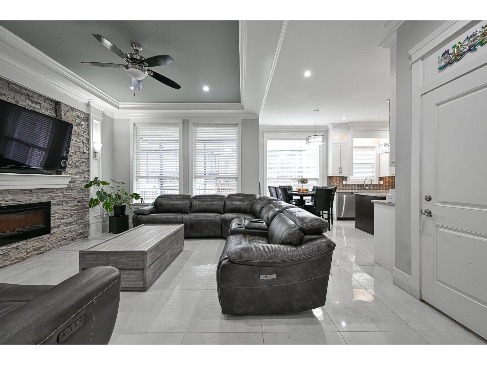 5916 139 Street, Surrey, British Columbia V3X 0G6 - Photo 11 - R3169194