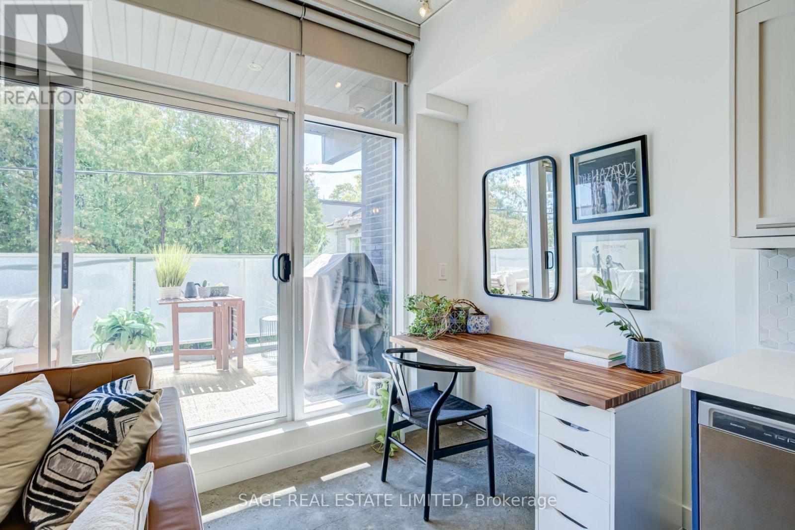 204 - 747 Queen Street E, Toronto, Ontario  M4M 1H3 - Photo 11 - E13826210