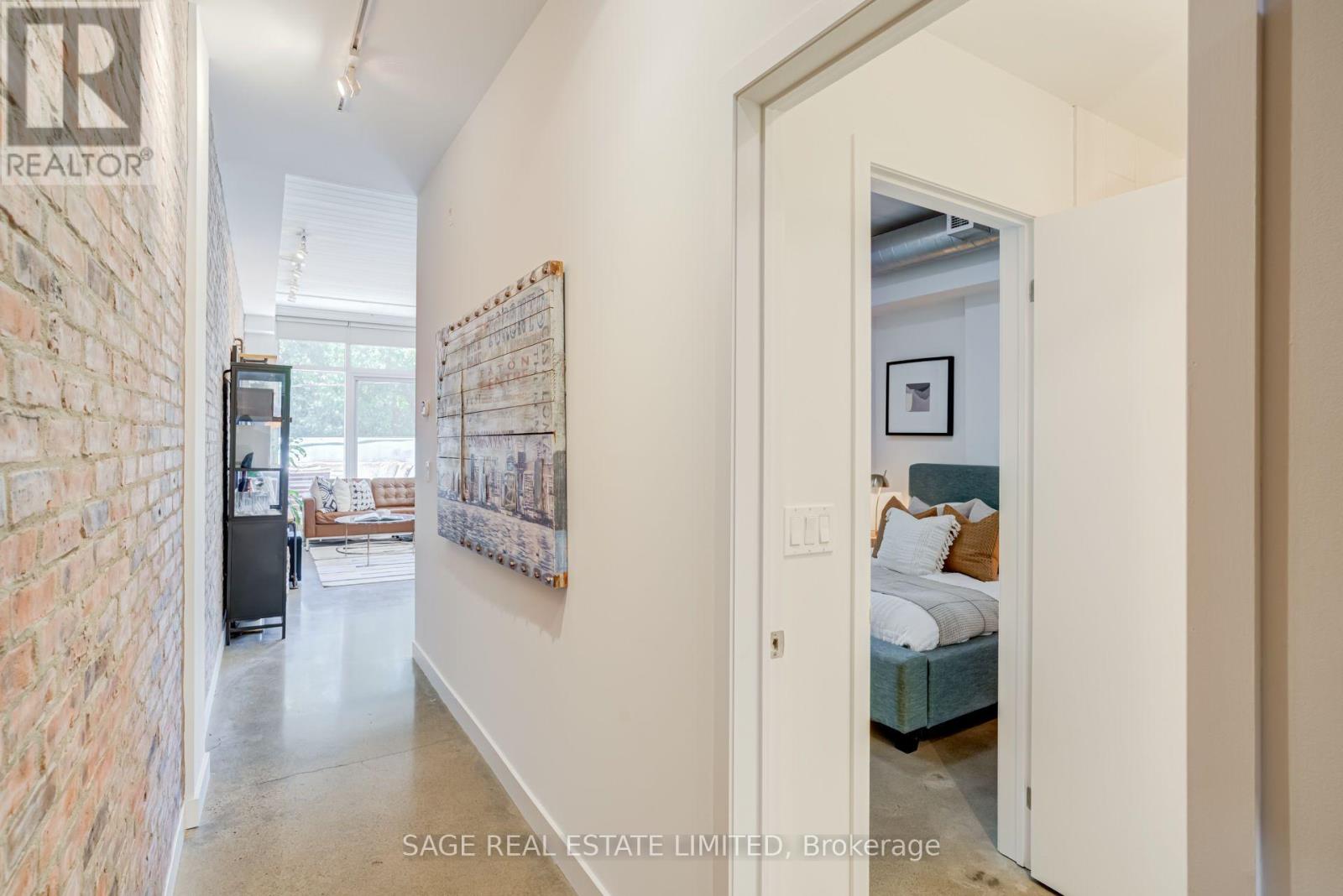 204 - 747 Queen Street E, Toronto, Ontario  M4M 1H3 - Photo 4 - E13826210