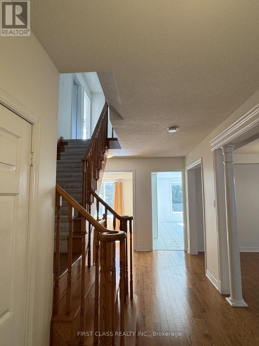 17 Maggs Street, Ajax, Ontario  L1T 4C5 - Photo 2 - E13826236