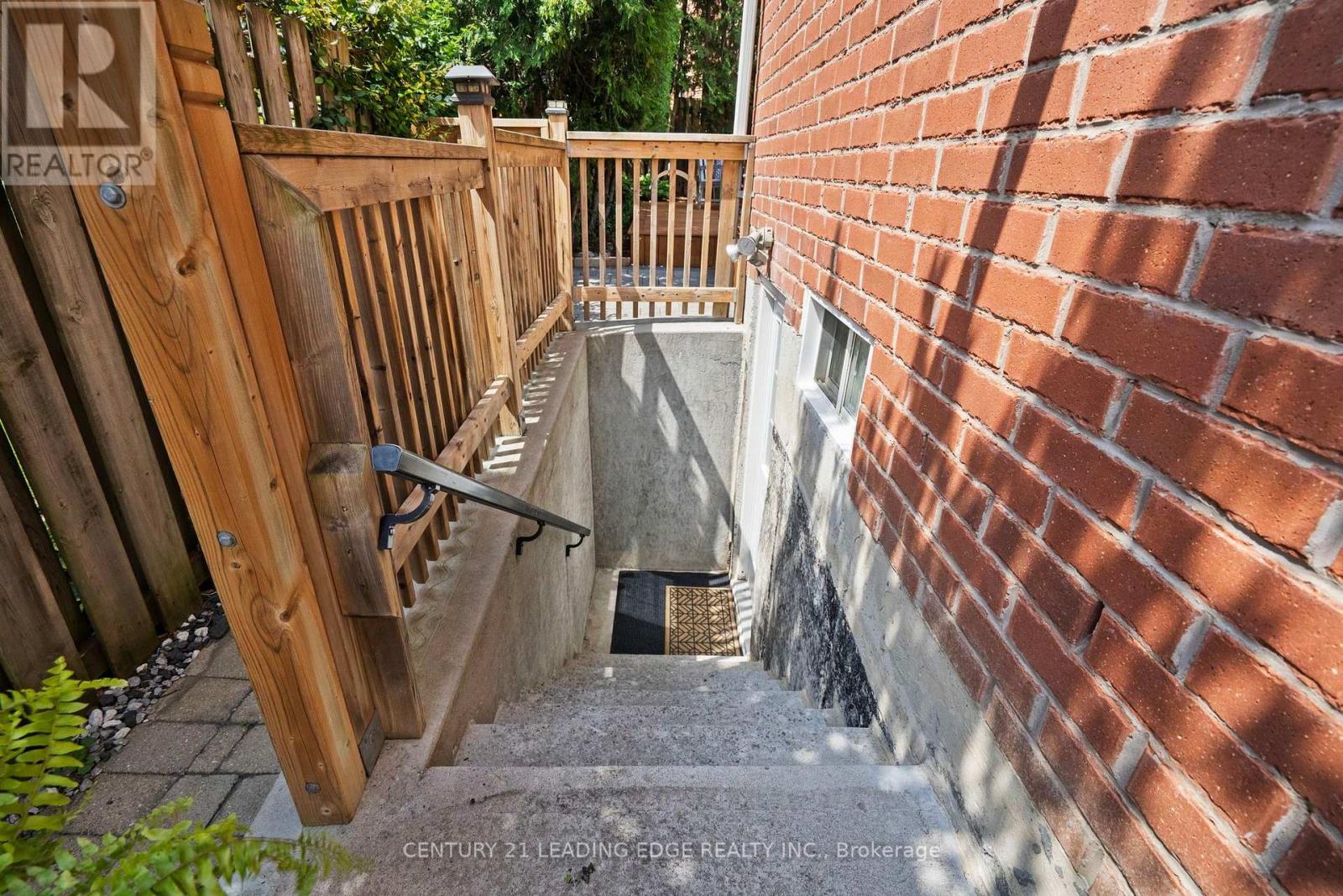 Bsmt - 1020 Colonial Street, Pickering, Ontario  L1X 1P1 - Photo 10 - E13826254