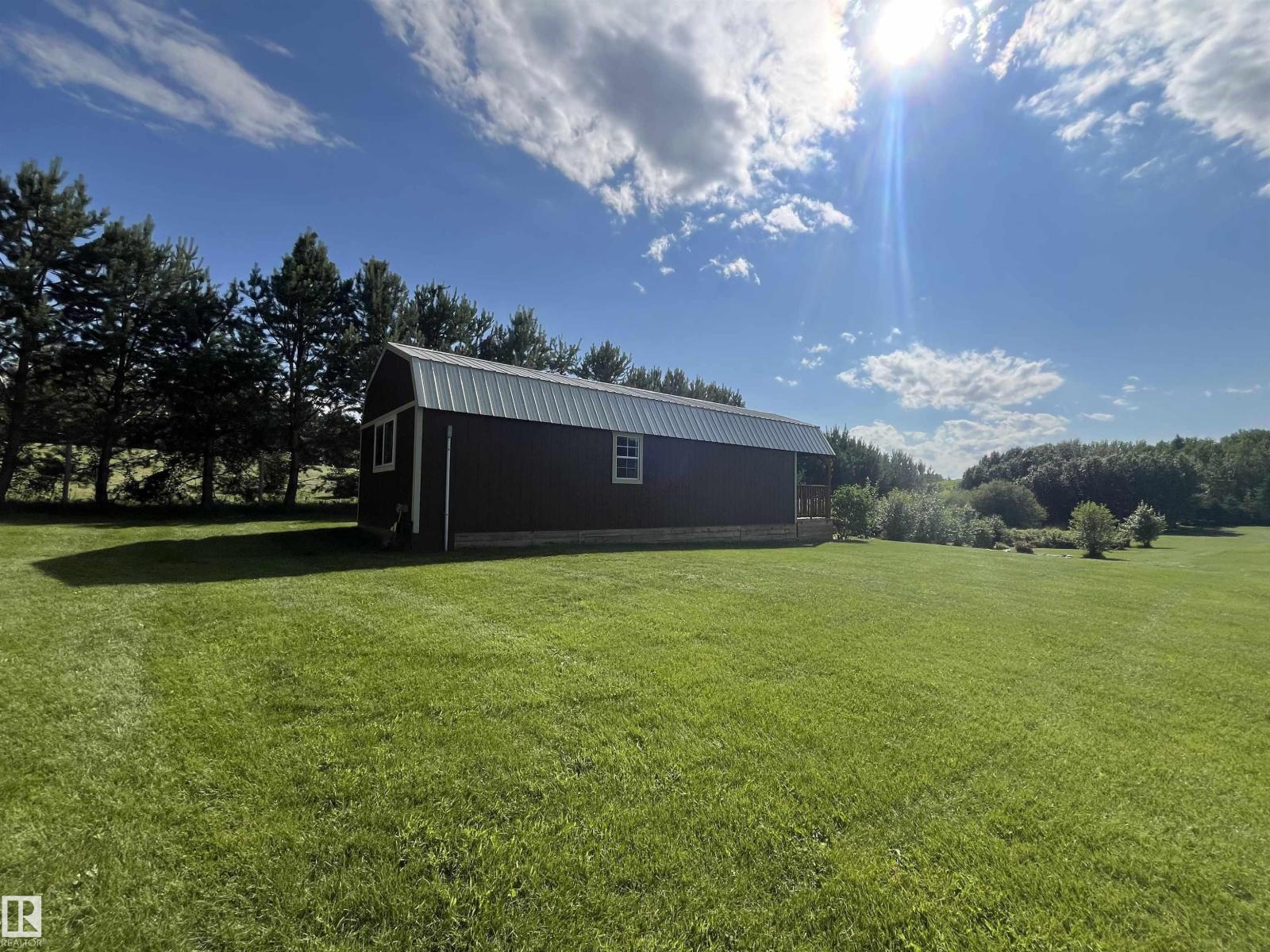 #15 2319 TWP ROAD 524