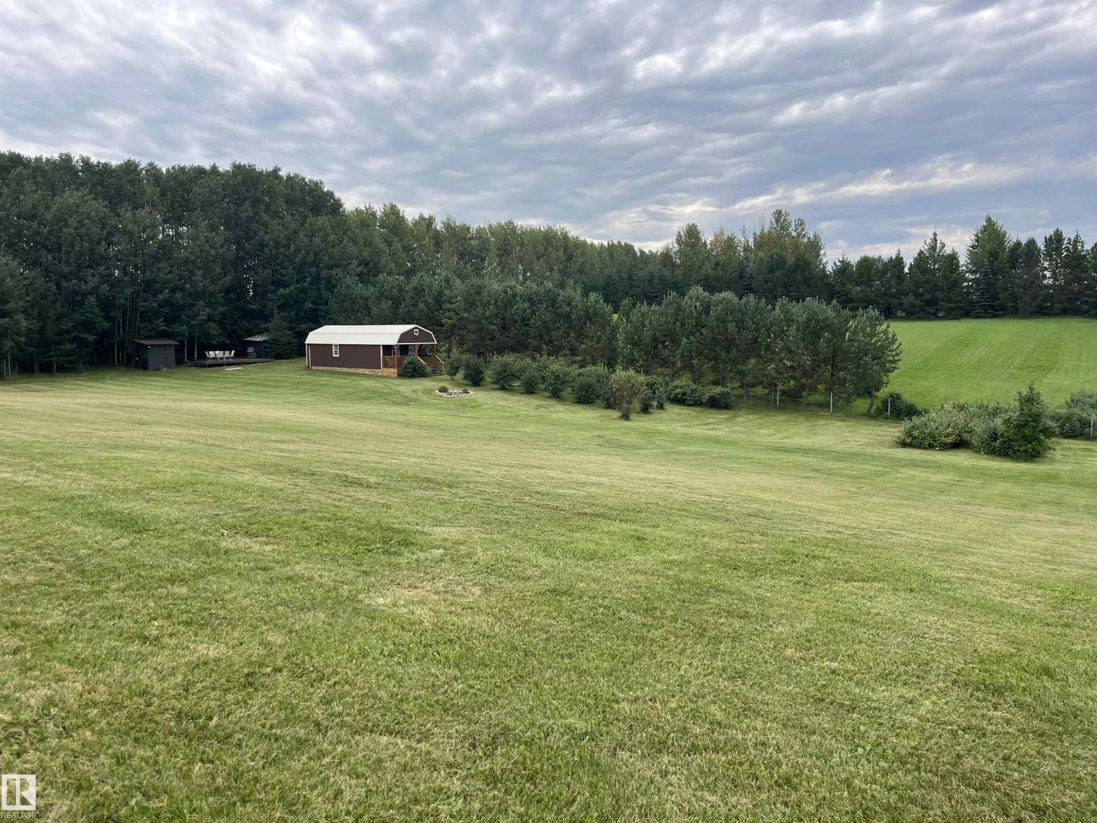 #15 2319 TWP ROAD 524