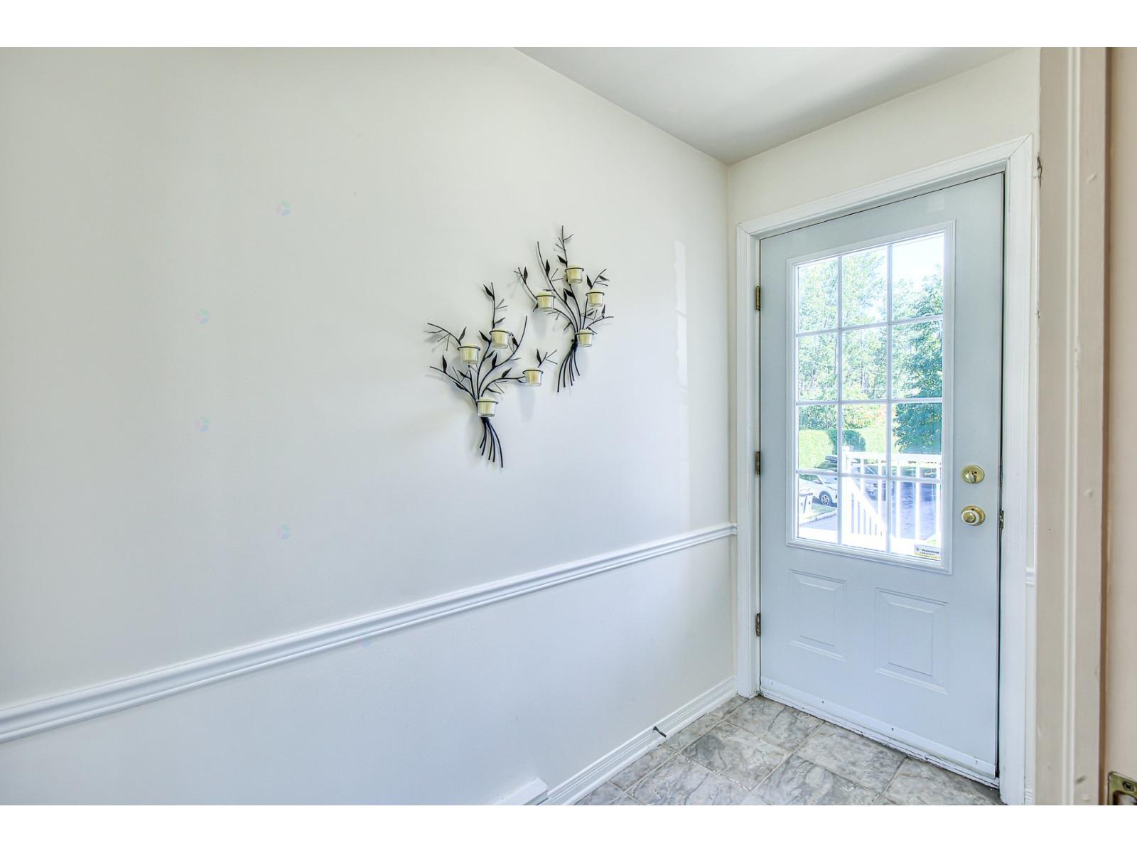 2165 Av. Albert-Murphy Laval (Chomedey) Quebec Canada H7T2Y6 3
