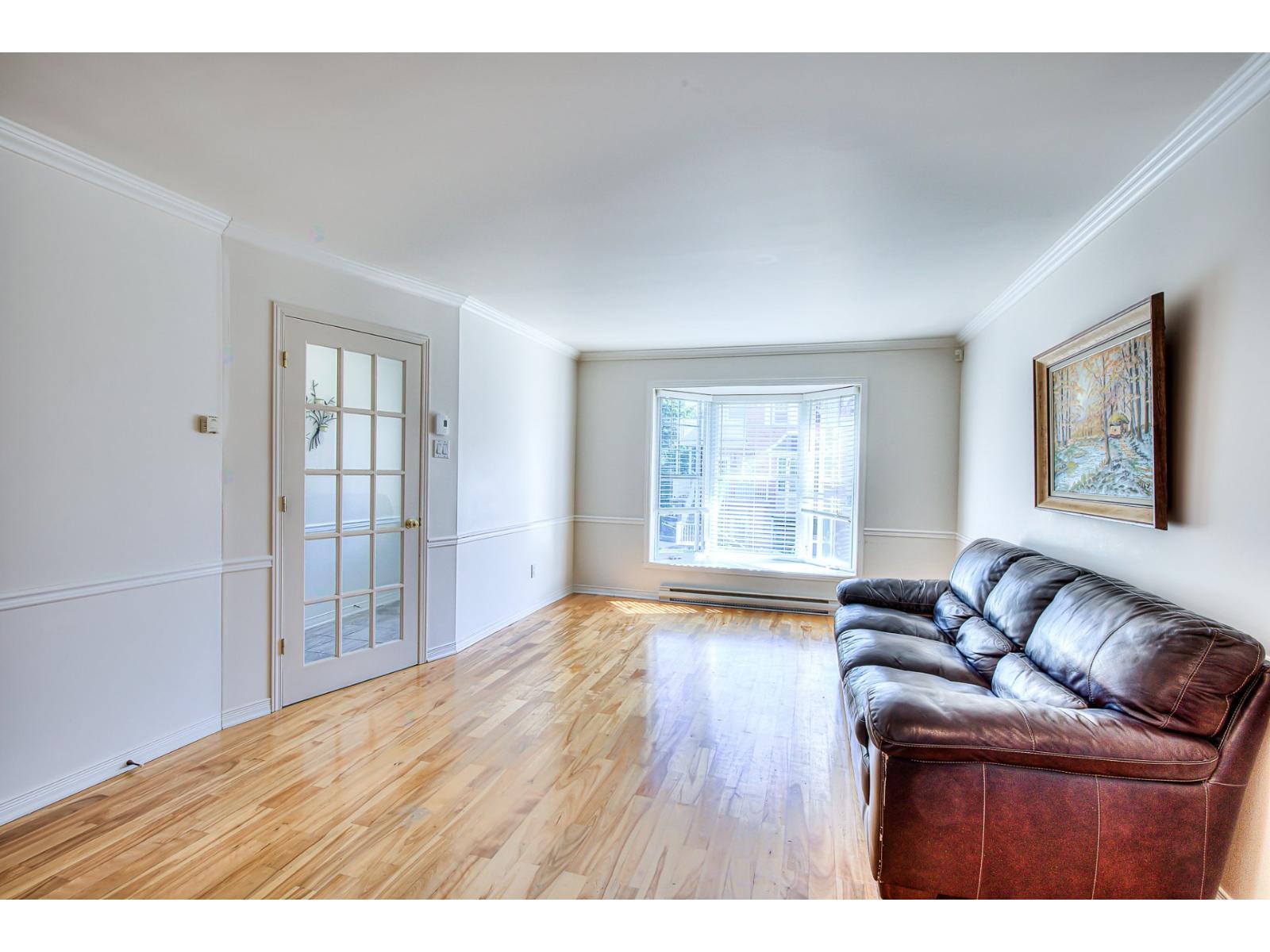 2165 Av. Albert-Murphy Laval (Chomedey) Quebec Canada H7T2Y6 4