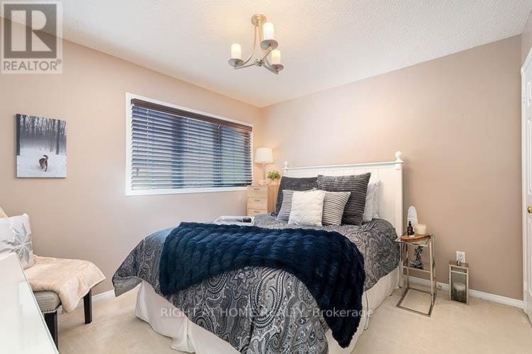 143 Carlyle Crescent, Aurora, Ontario  L4G 6P8 - Photo 14 - N13826328