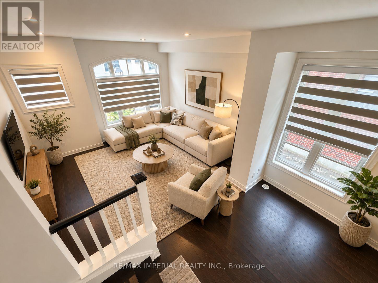 185 - 70 Lunar Crescent, Mississauga, Ontario  L5M 2R4 - Photo 3 - W13823192