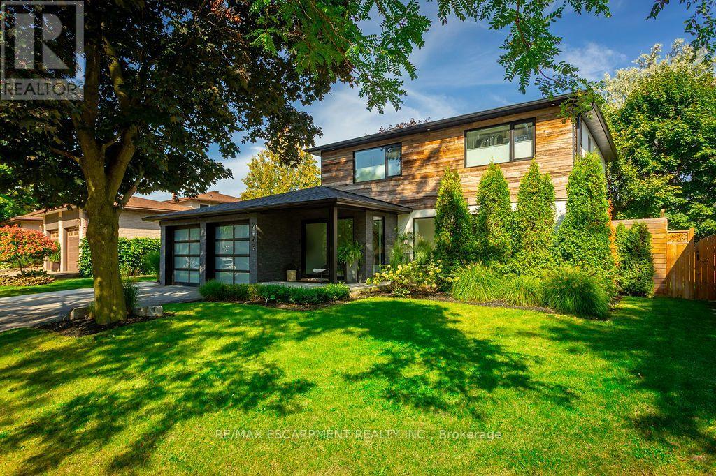 2473 WOBURN CRESCENT, Oakville, Ontario