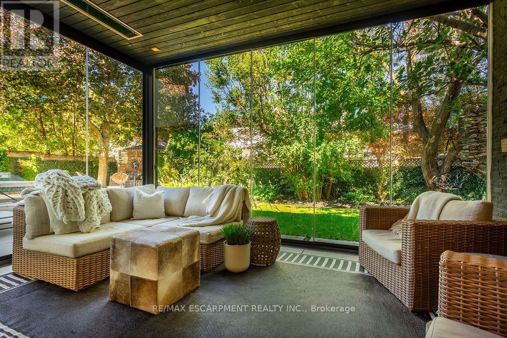 2473 Woburn Crescent, Oakville, Ontario  L6L 5E8 - Photo 19 - W13826252