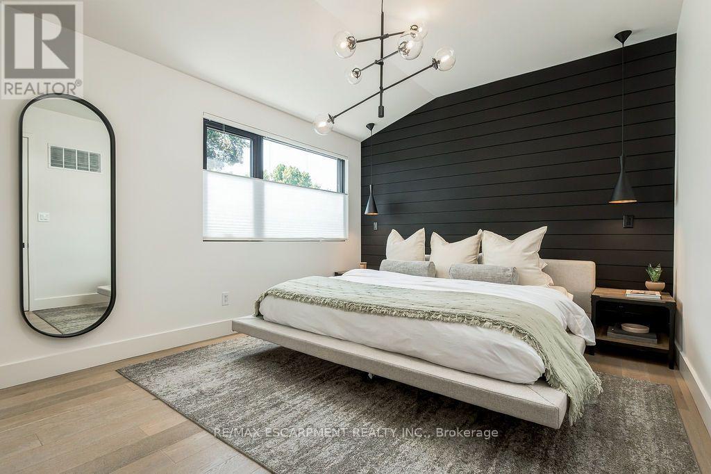 2473 Woburn Crescent, Oakville, Ontario  L6L 5E8 - Photo 24 - W13826252