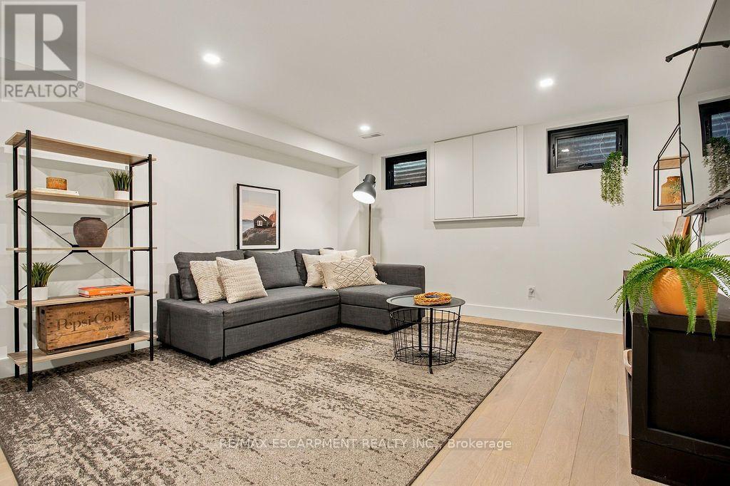 2473 Woburn Crescent, Oakville, Ontario  L6L 5E8 - Photo 36 - W13826252