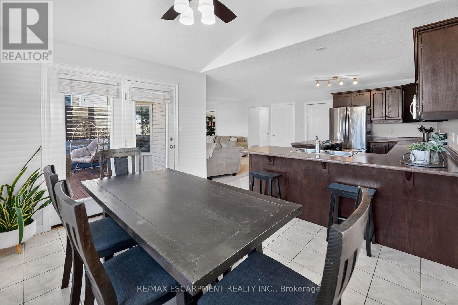 17 Cherry Avenue, West Lincoln, Ontario  L0R 2A0 - Photo 10 - X13826336