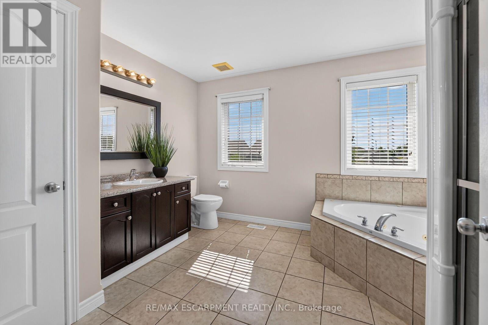 17 Cherry Avenue, West Lincoln, Ontario  L0R 2A0 - Photo 21 - X13826336