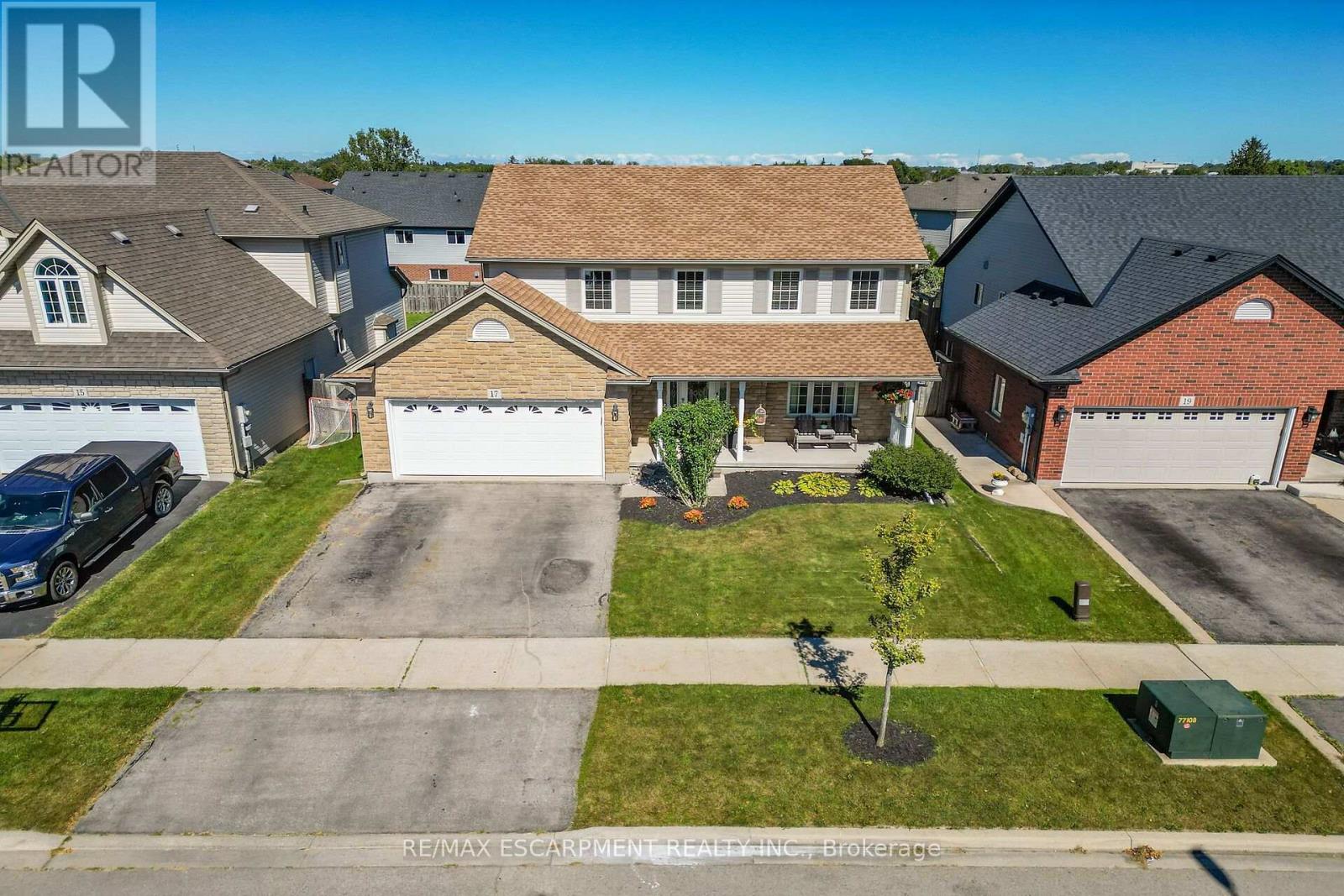 17 Cherry Avenue, West Lincoln, Ontario  L0R 2A0 - Photo 3 - X13826336