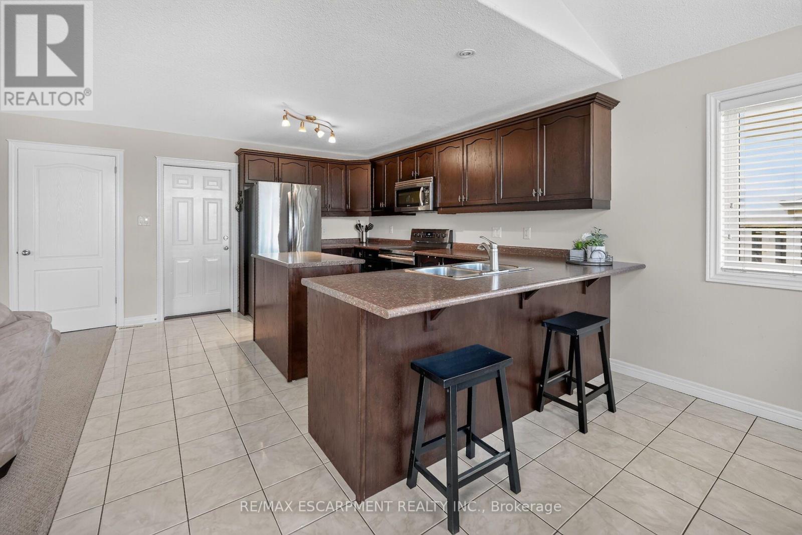 17 Cherry Avenue, West Lincoln, Ontario  L0R 2A0 - Photo 9 - X13826336
