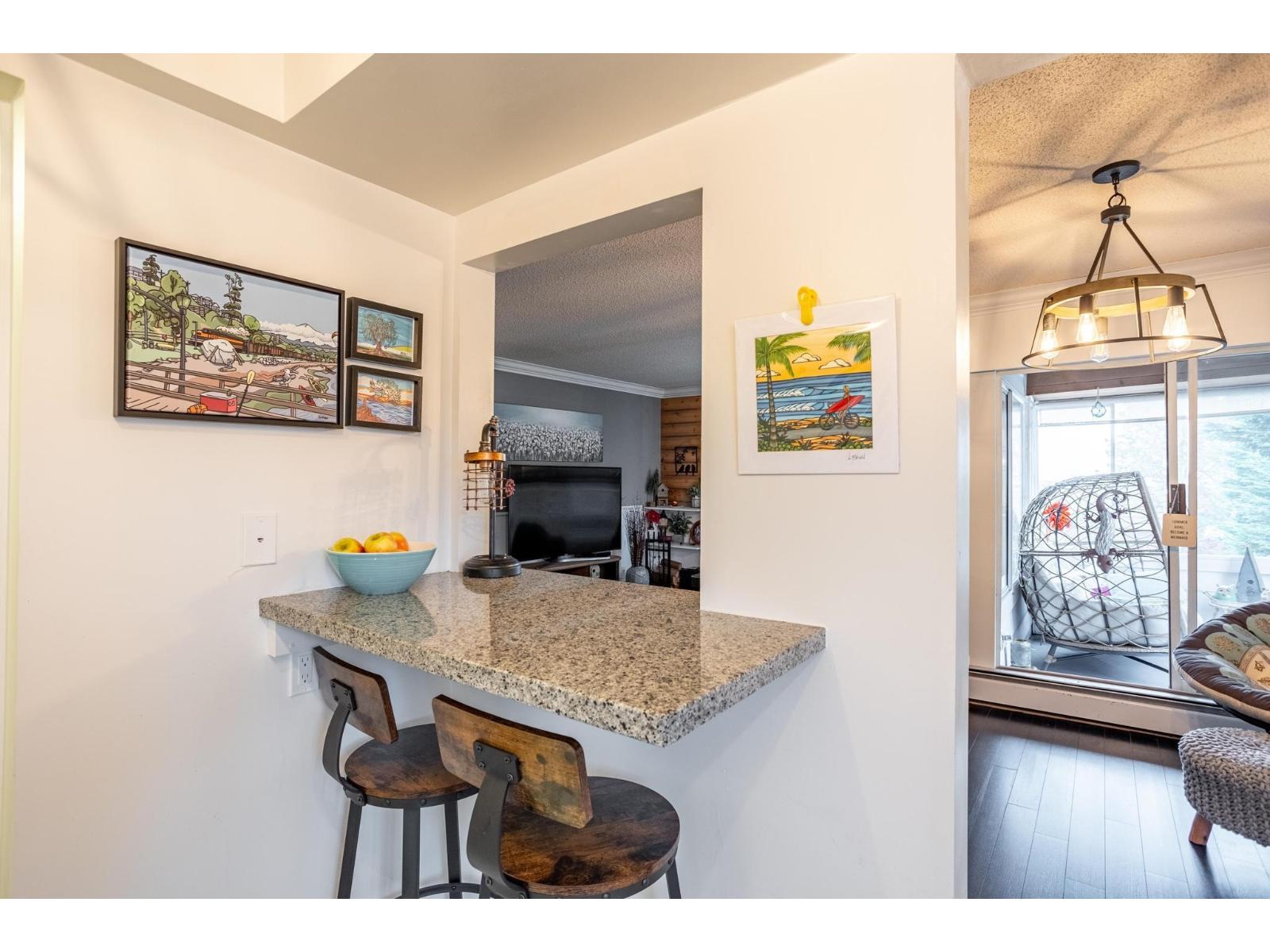 301 1390 Martin Street, White Rock, British Columbia  V4B 3W5 - Photo 11 - R3169008