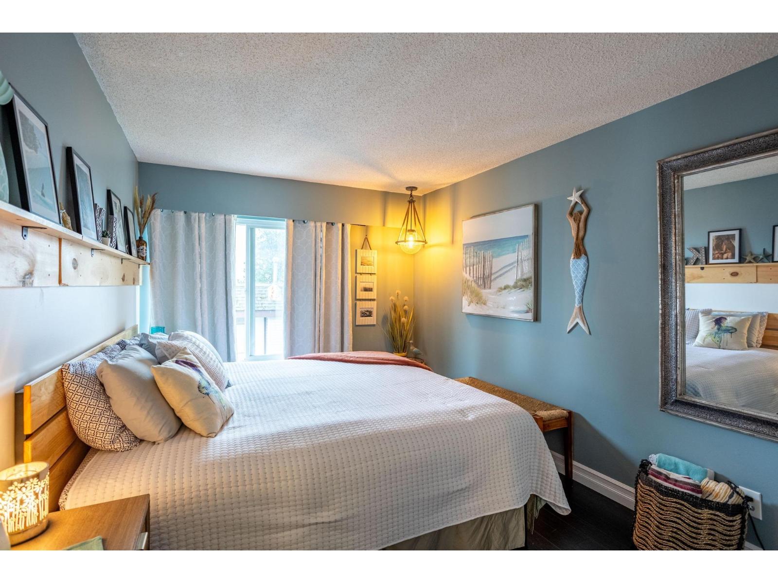 301 1390 Martin Street, White Rock, British Columbia  V4B 3W5 - Photo 17 - R3169008