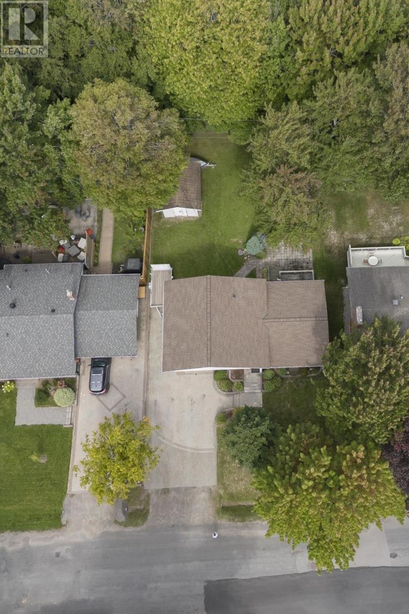 38 Northwood St, Sault Ste. Marie, Ontario  P6B 4M4 - Photo 3 - SM262638