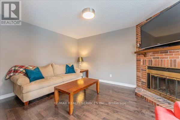 18 Corkett Drive, Brampton, Ontario  L6X 3H3 - Photo 13 - W13810154