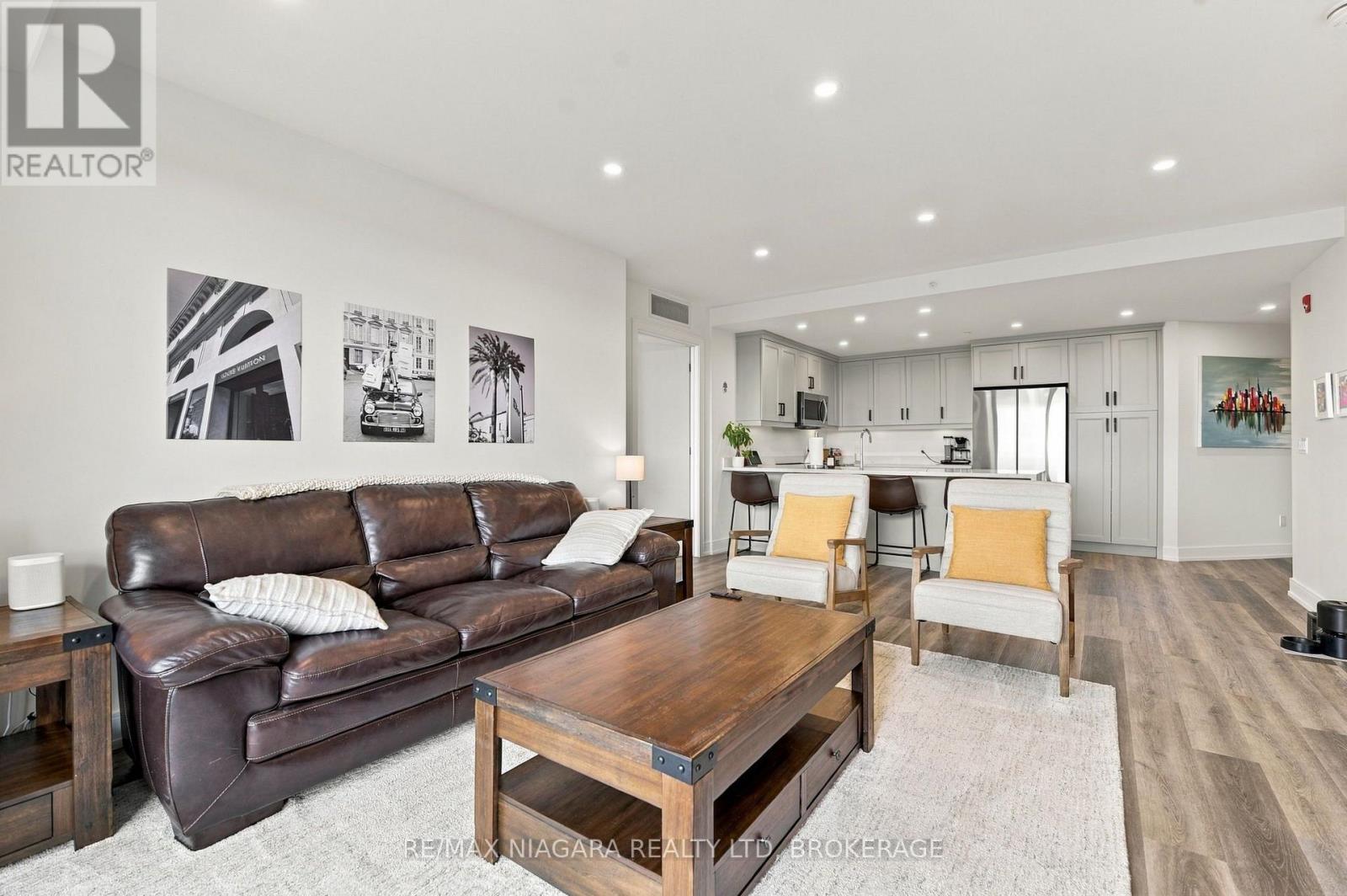 509b - 300b Fourth Avenue, St. Catharines, Ontario  L2R 6P9 - Photo 12 - X13826358