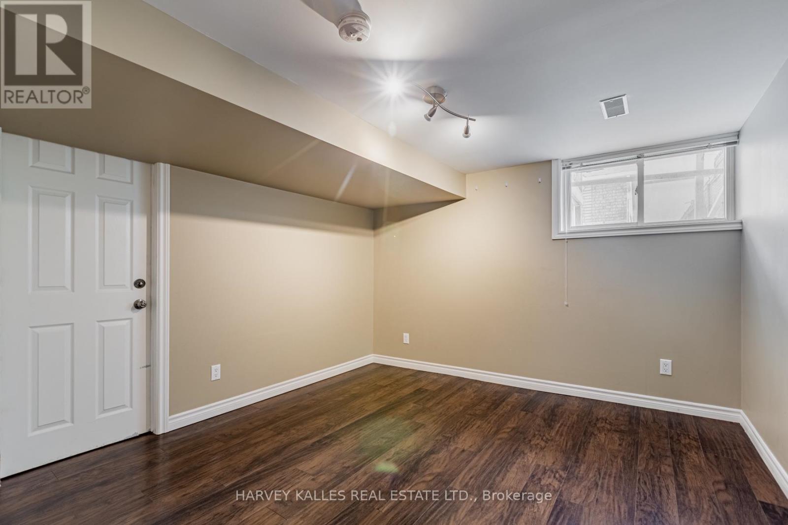 313 Glenholme Avenue, Toronto, Ontario  M6E 3E2 - Photo 11 - C13826346
