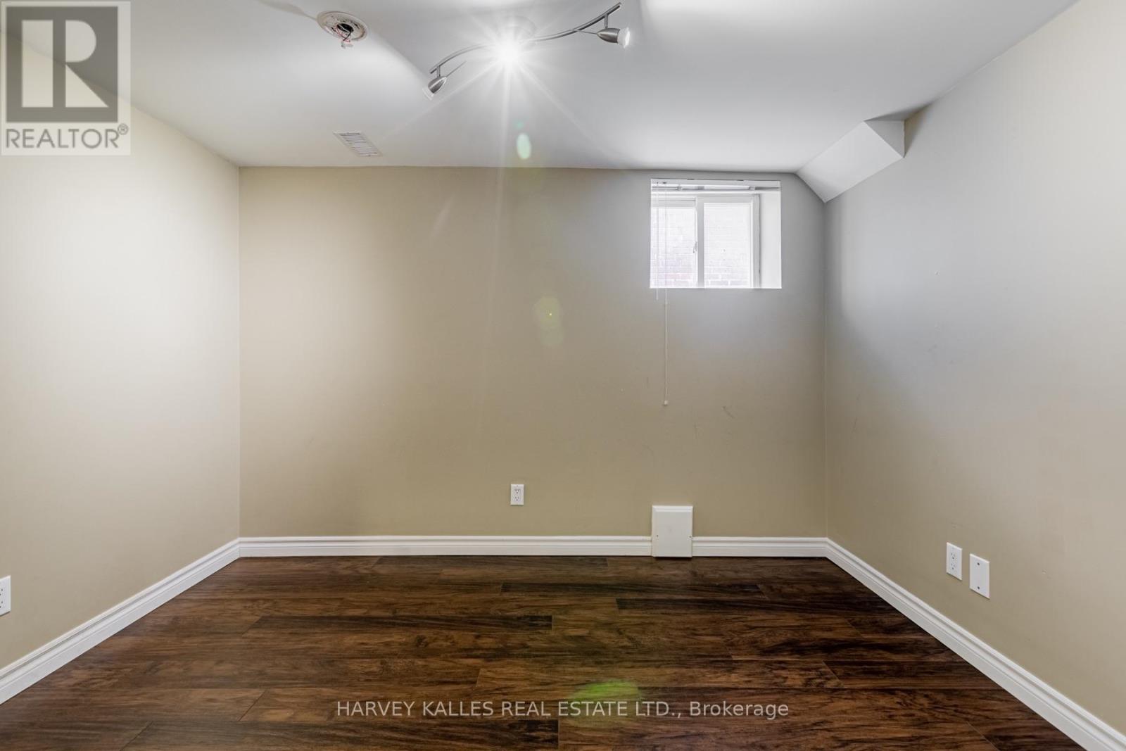 313 Glenholme Avenue, Toronto, Ontario  M6E 3E2 - Photo 13 - C13826346