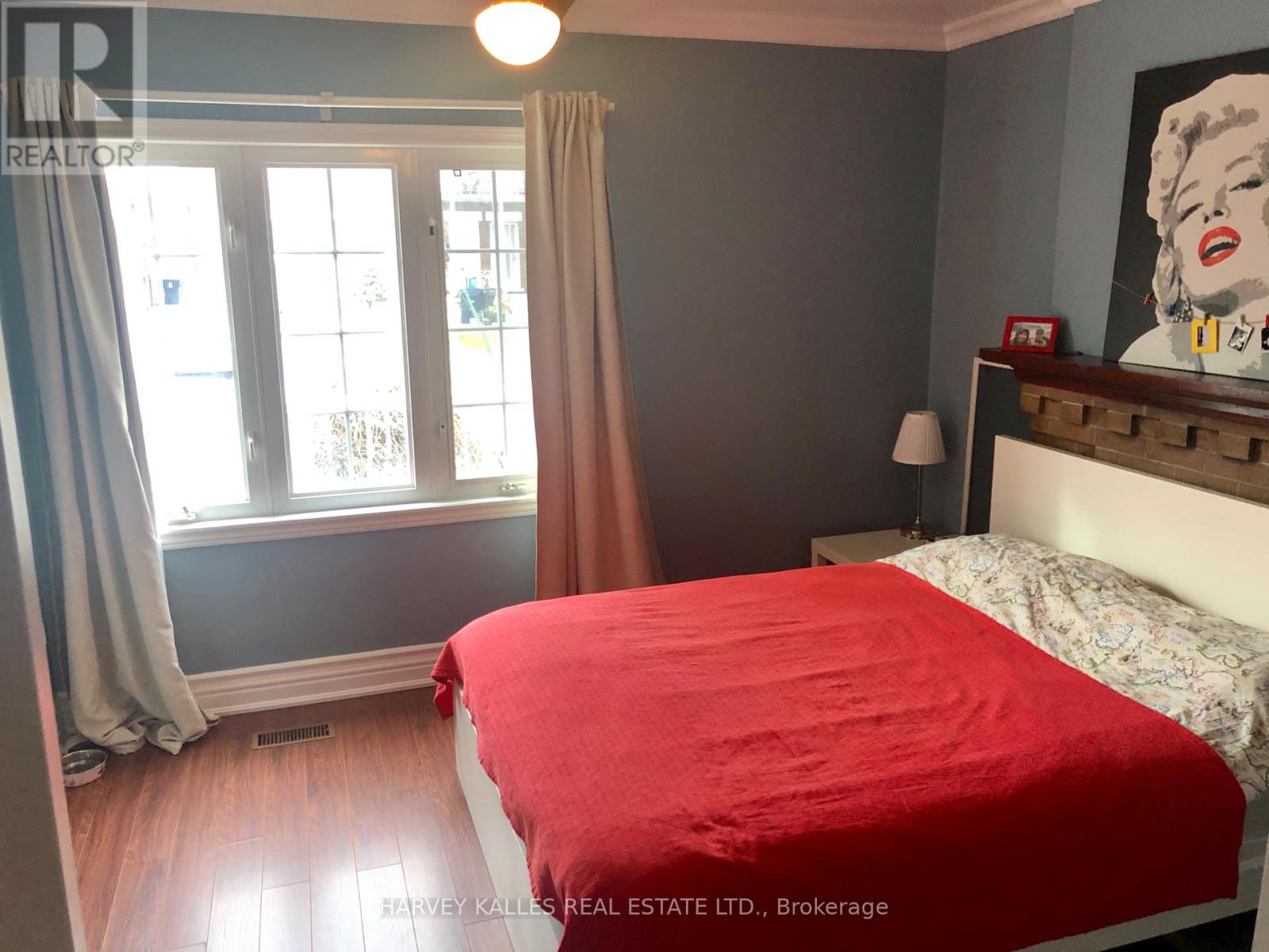 313 Glenholme Avenue, Toronto, Ontario  M6E 3E2 - Photo 17 - C13826346