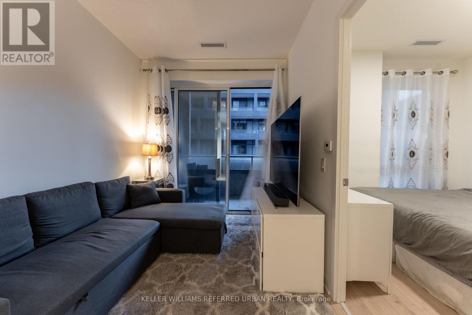 206 - 9 TECUMSETH STREET, Toronto, Ontario