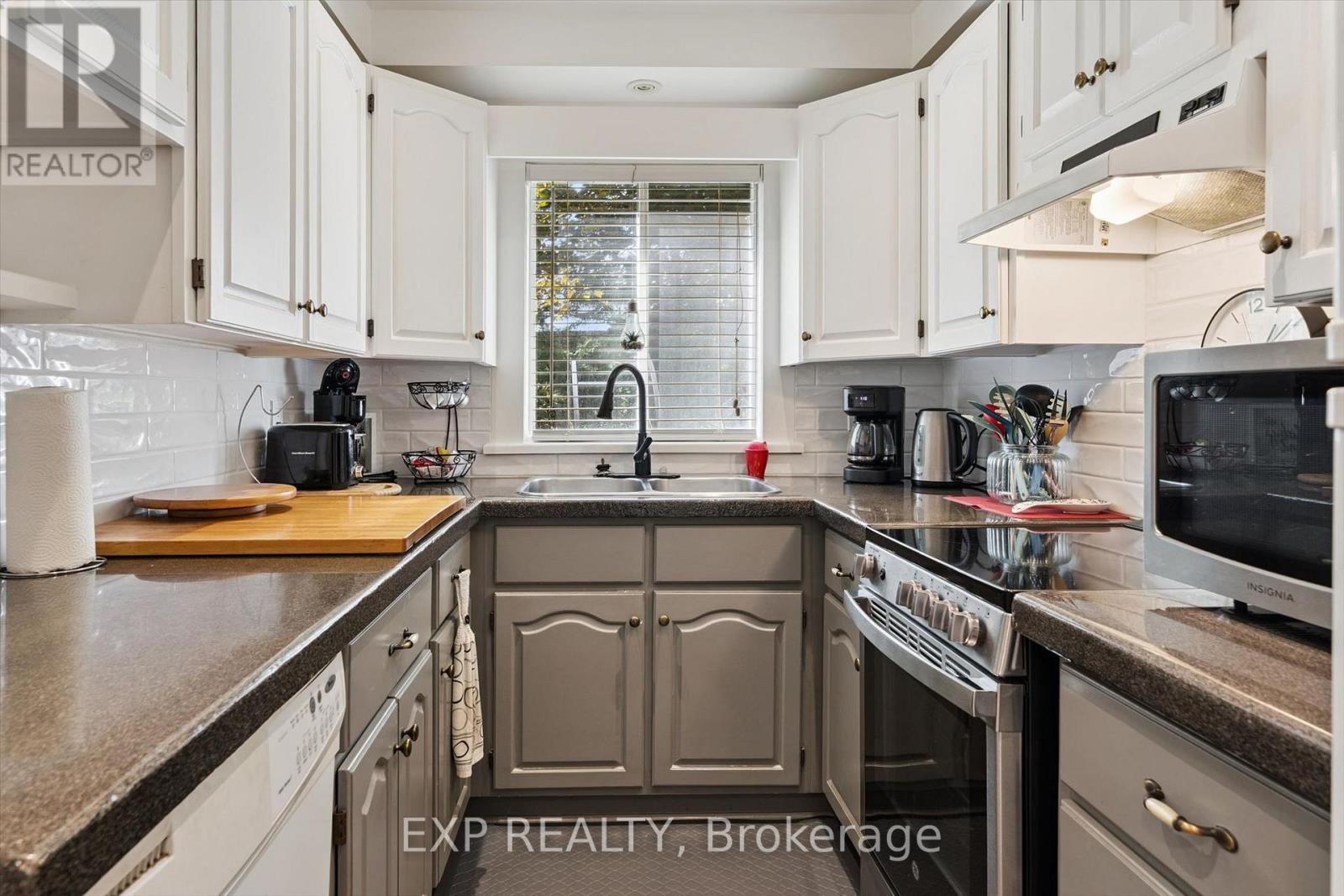 195 Maple Street, Bracebridge, Ontario  P1L 1K4 - Photo 8 - X13826344