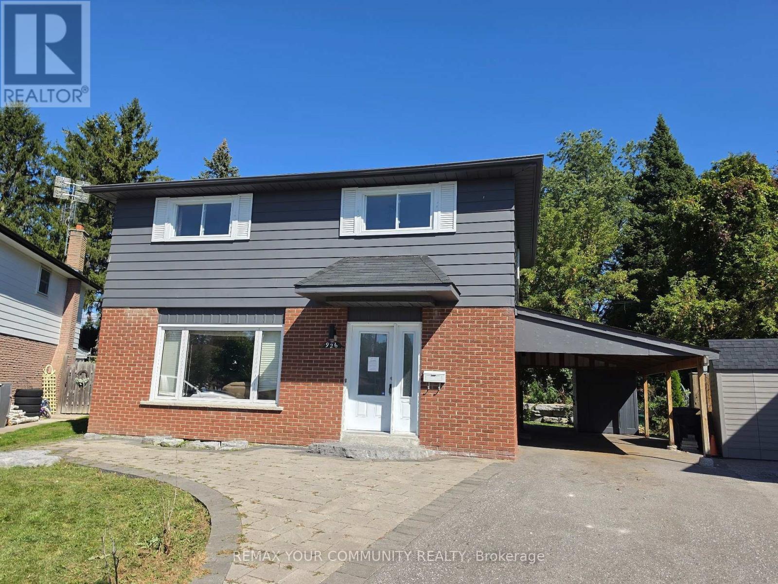 926 IVY COURT, Oshawa, Ontario