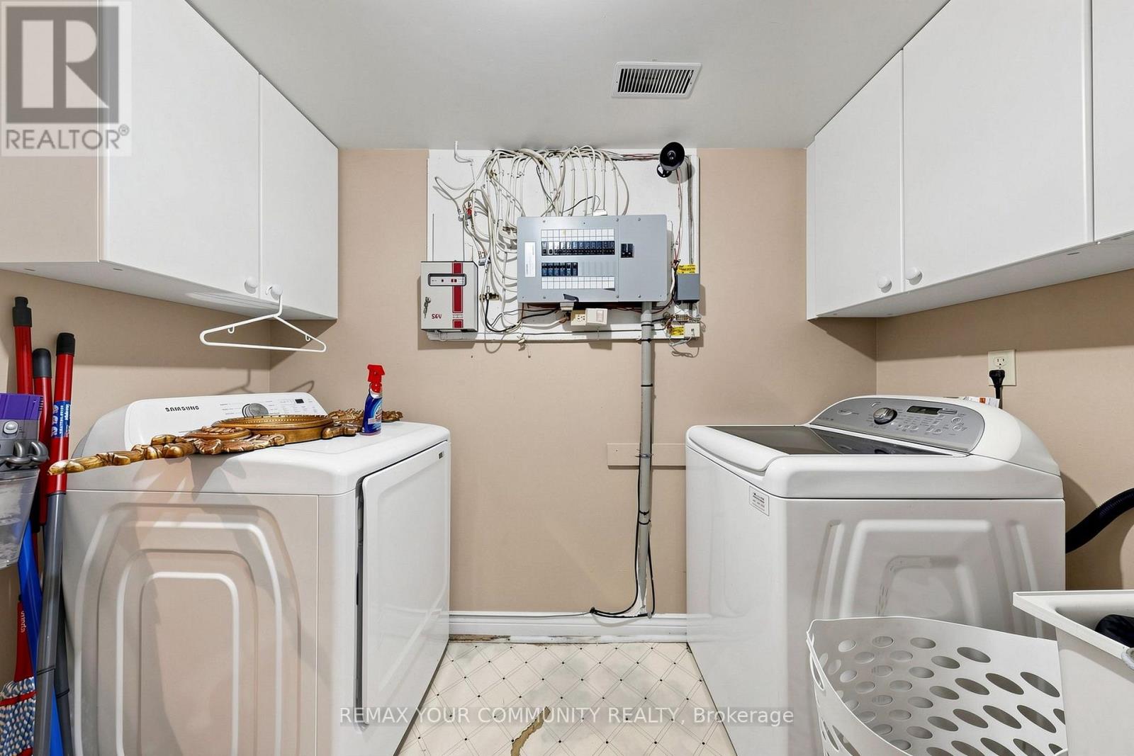 1 Edenbridge Drive, Vaughan, Ontario L4J 8C3 - Photo 26 - N13826368