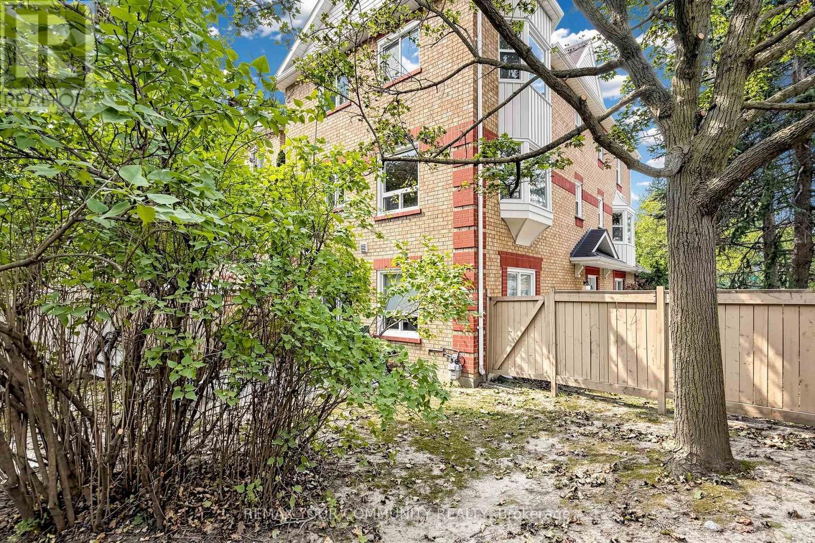 1 Edenbridge Drive, Vaughan, Ontario L4J 8C3 - Photo 48 - N13826368