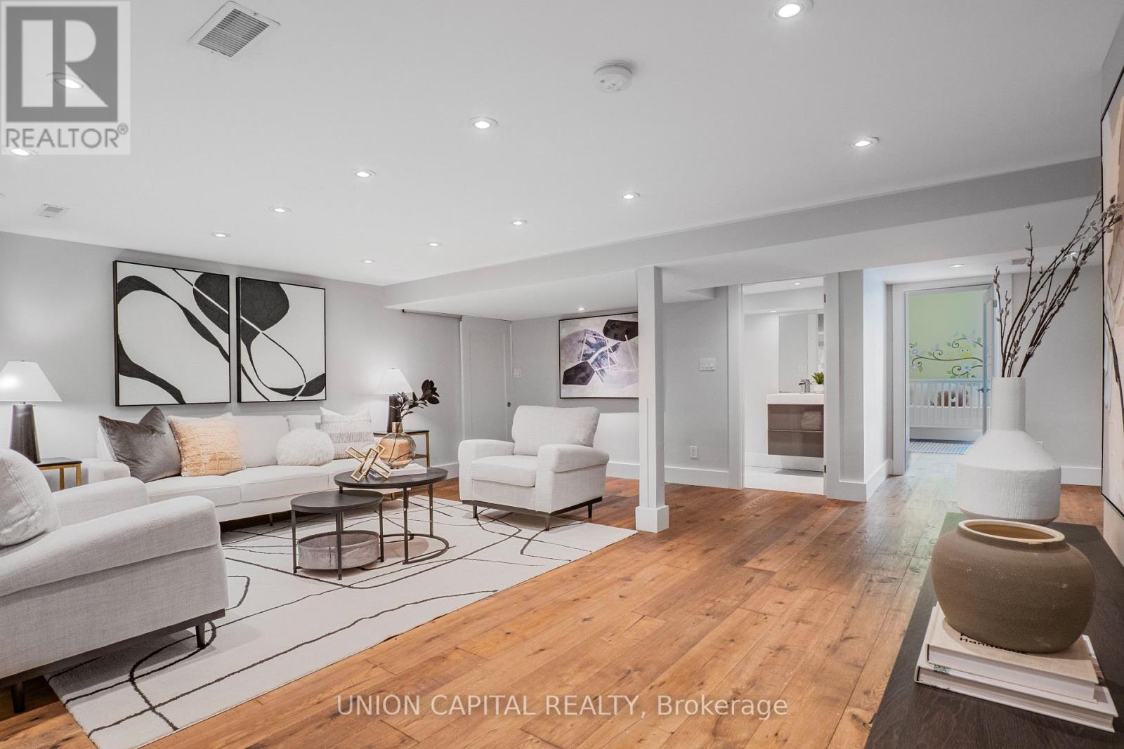 3 Elton Crescent, Toronto, Ontario  M8W 2X9 - Photo 23 - W13826382