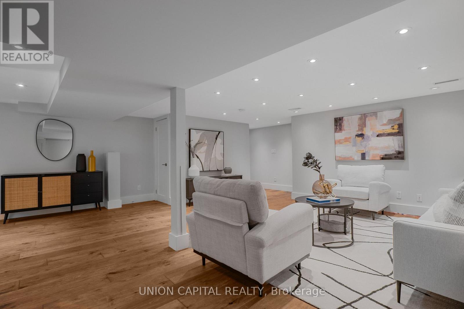 3 Elton Crescent, Toronto, Ontario  M8W 2X9 - Photo 26 - W13826382