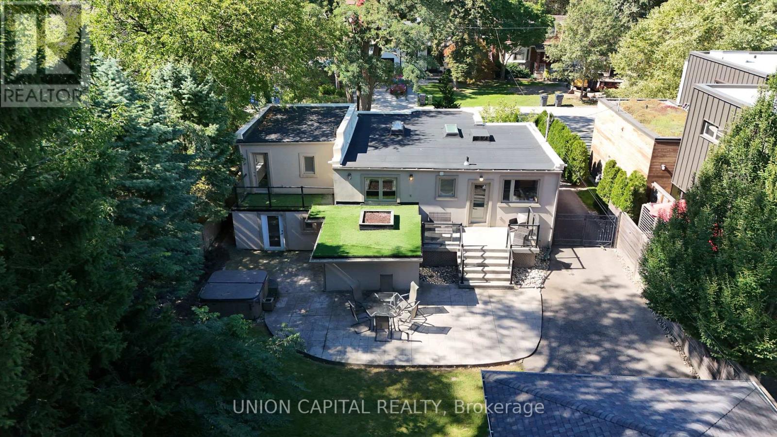 3 Elton Crescent, Toronto, Ontario  M8W 2X9 - Photo 43 - W13826382