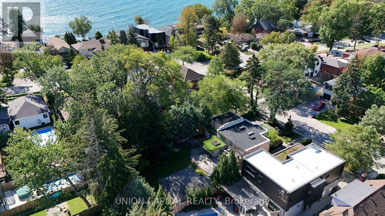 3 Elton Crescent, Toronto, Ontario  M8W 2X9 - Photo 46 - W13826382