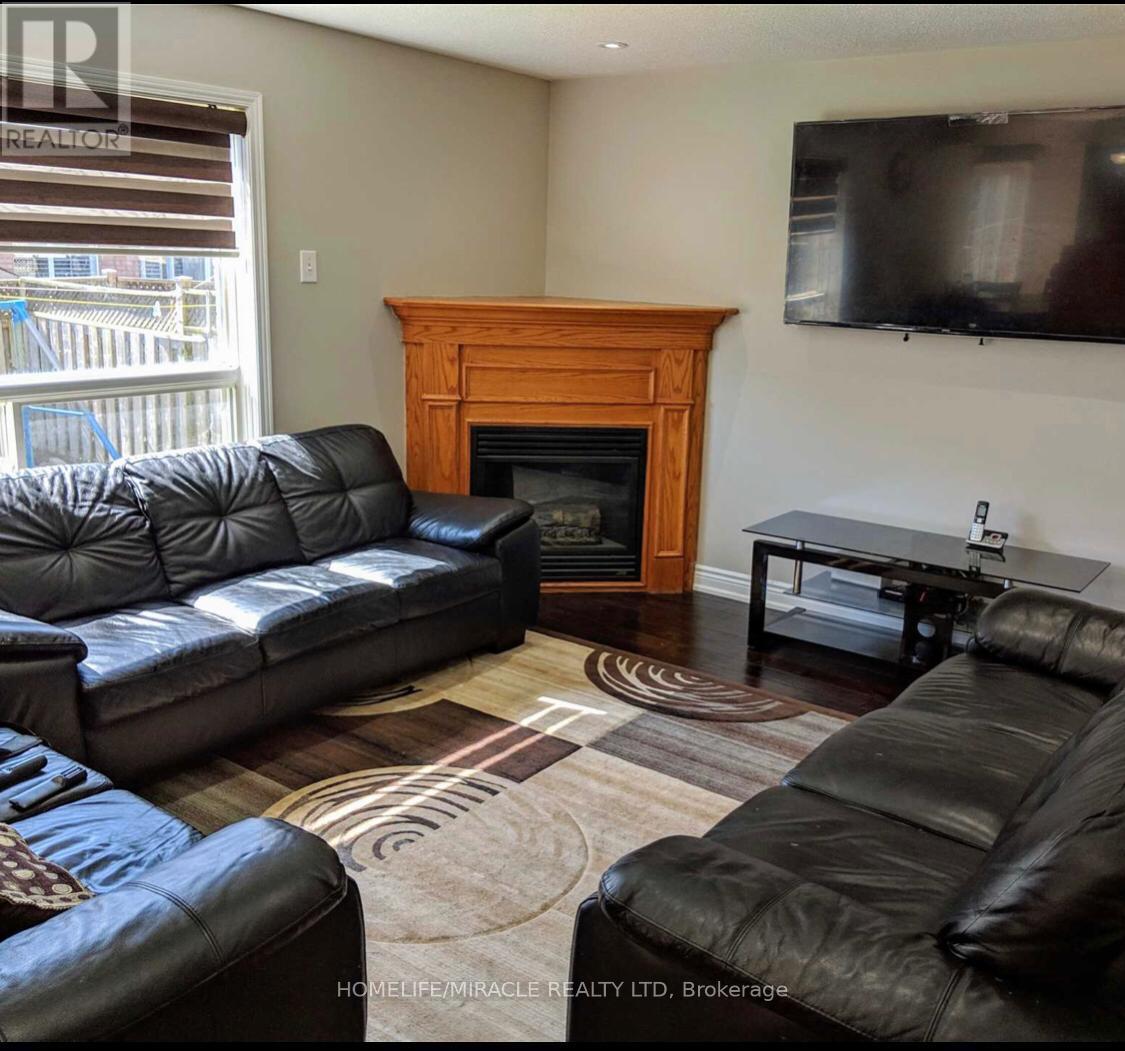 Upper - 22 Pauline Crescent, Brampton, Ontario  L7A 2V4 - Photo 11 - W13826390