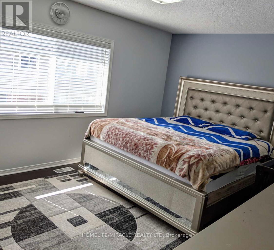 Upper - 22 Pauline Crescent, Brampton, Ontario  L7A 2V4 - Photo 14 - W13826390