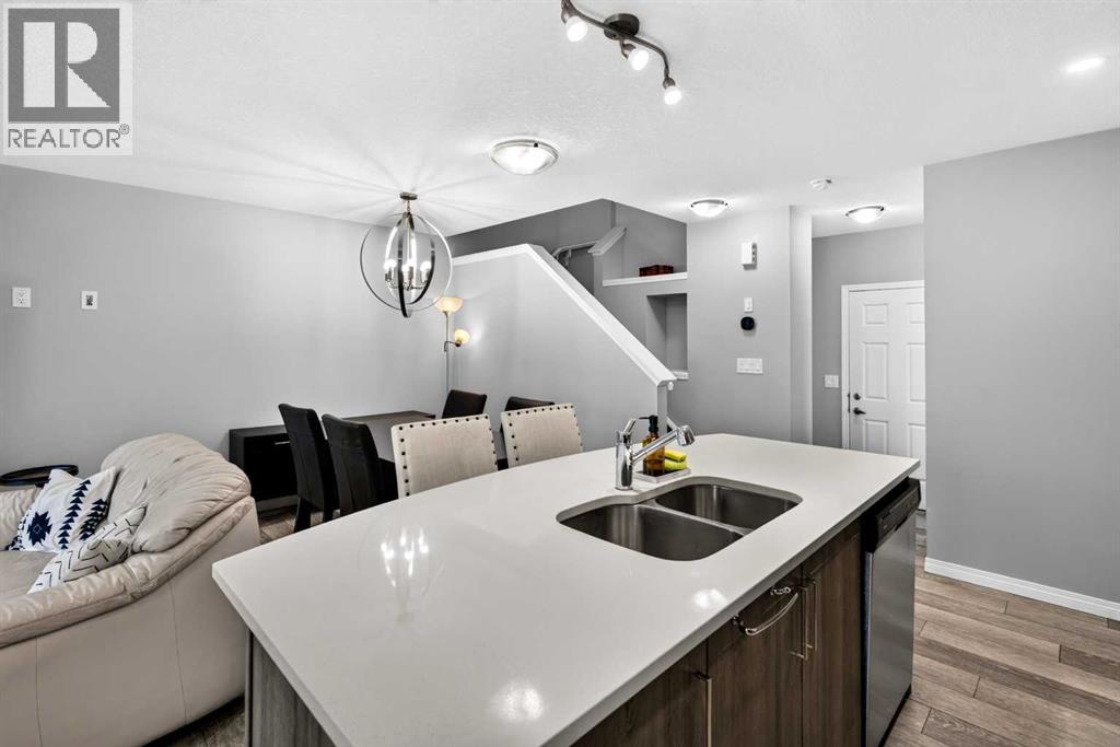 30 Yorkville Boulevard SW, Calgary, Alberta  T2X 4K6 - Photo 15 - A2335736