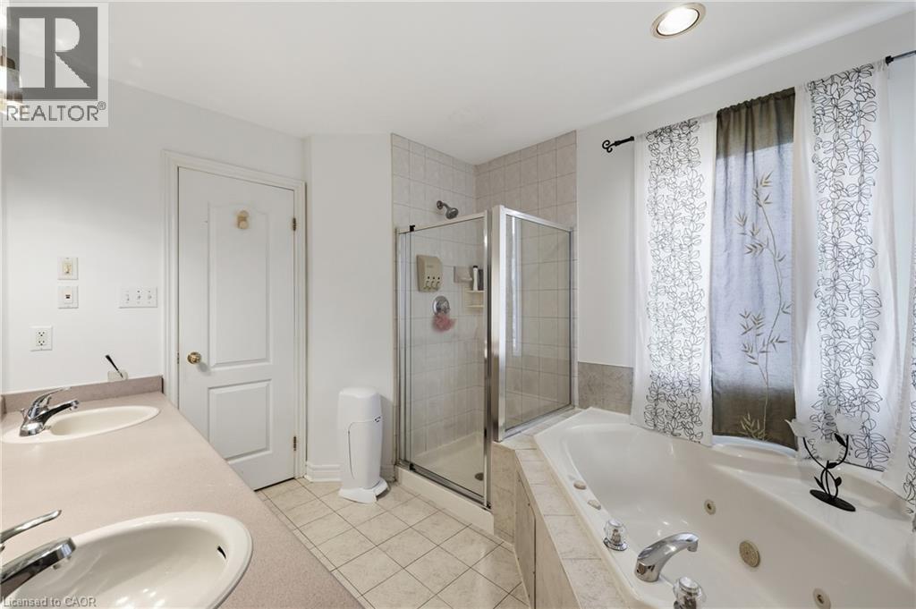 11 Redtail Crescent, Hamilton, Ontario  L9B 2R6 - Photo 26 - 40866093