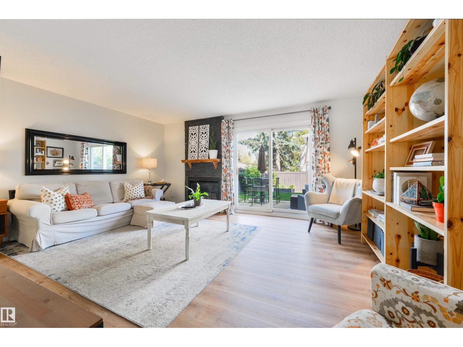 177 TUDOR LN NW
