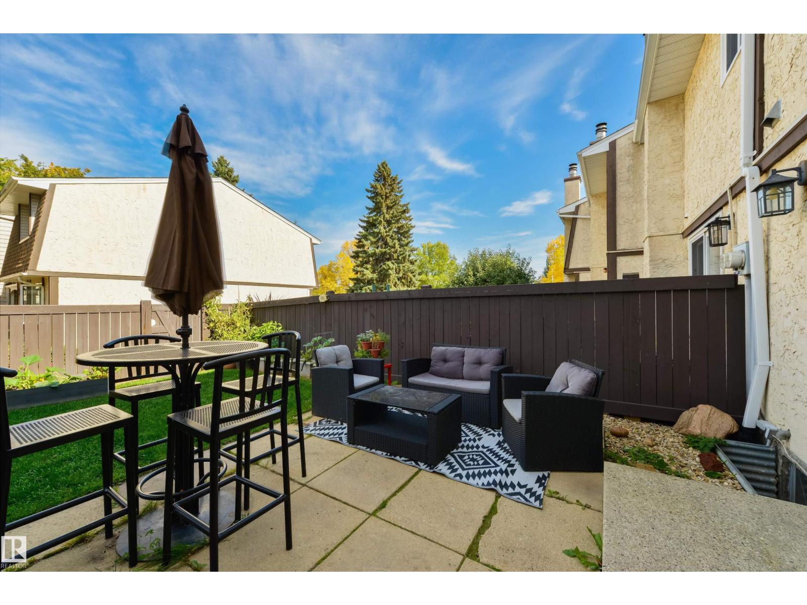 177 TUDOR LN NW