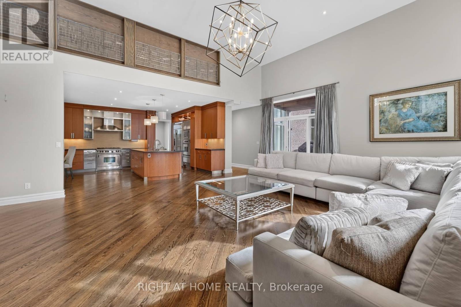 23 Bryson Drive, Richmond Hill, Ontario  L4C 6E2 - Photo 15 - N13826246
