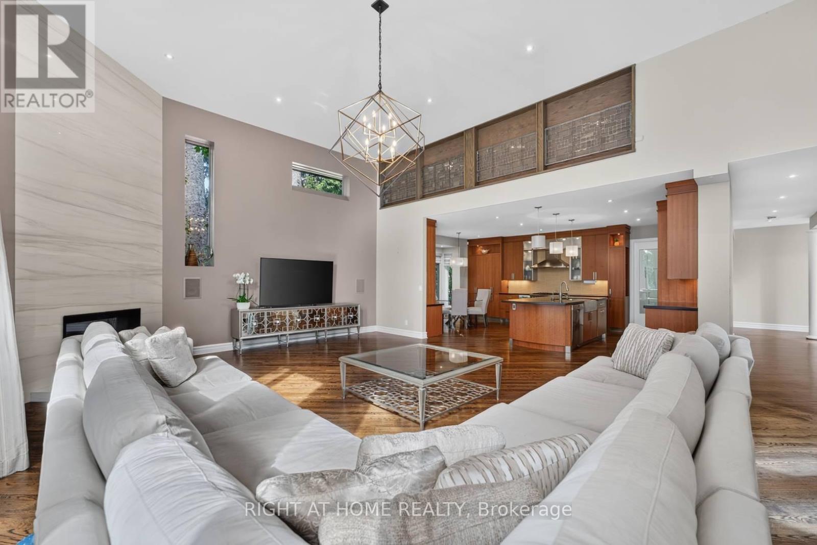 23 Bryson Drive, Richmond Hill, Ontario  L4C 6E2 - Photo 17 - N13826246